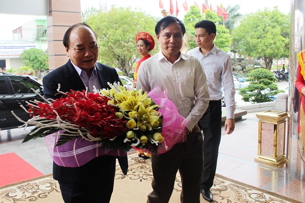 Thủ tướng Nguyễn Xuân Phúc dừng chân tại Khách sạn Hoàng Sơn Peace