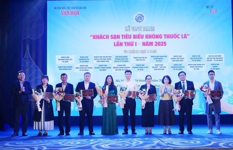 HOÀNG SƠN PEACE HOTEL ĐƯỢC VINH DANH TRONG TOP 44 KHÁCH SẠN TIÊU BIỂU KHÔNG THUỐC LÁ” LẦN THỨ I NĂM 2025 TRÊN TOÀN QUỐC